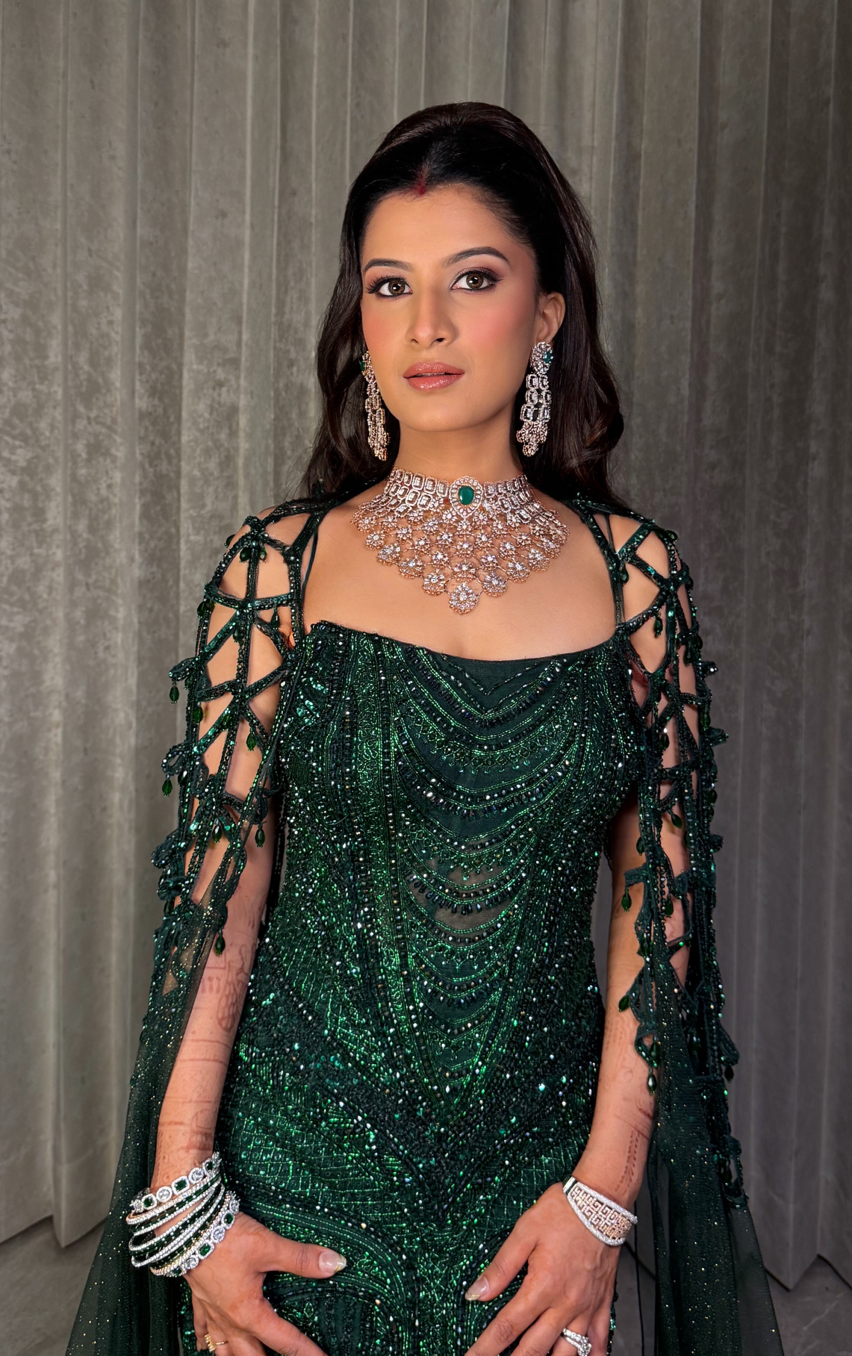 Copper Cut-Crease — party makeup by Soni Singh in Delhi